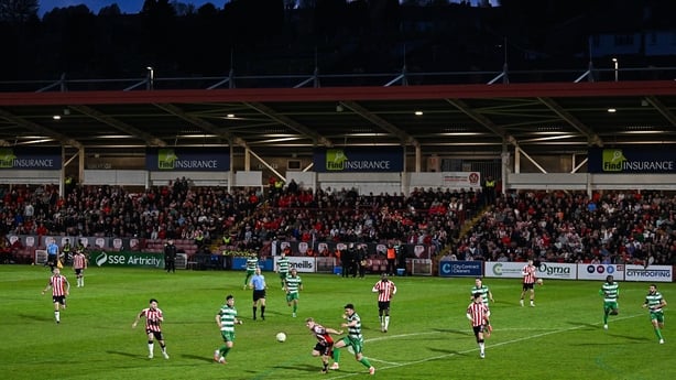 24 April 2026; Josh Thomas of Derry City in action against Enda Stevens of Shamrock Rovers during the SSE Airtricity Men's Premier Division match between Derry City and Shamrock Rovers at Find Insurance Celtic Park in Derry. Photo by Ramsey Cardy/Sportsfile