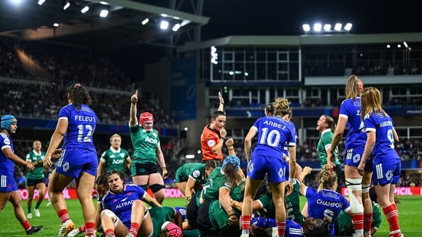 25 April 2026; Cliodhna Moloney MacDonald of Ireland scores her side's first try during the Women's Six Nations Rugby Championship match between France and Ireland at Stade Marcel Michelin in Clermont, France. Photo by Shauna Clinton/Sportsfile