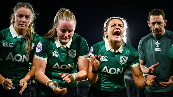 25 April 2026; Ireland captain Erin King speaks to team-mates, from left, Stacey Flood, Fiona Tuite and head coach Scott Bemand after the Women's Six Nations Rugby Championship match between France and Ireland at Stade Marcel Michelin in Clermont, France.