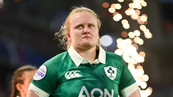 25 April 2026; Aoife Wafer of Ireland runs out onto the pitch ahead of the Women's Six Nations Rugby Championship match between France and Ireland at Stade Marcel Michelin in Clermont, France. Photo by Shauna Clinton/Sportsfile