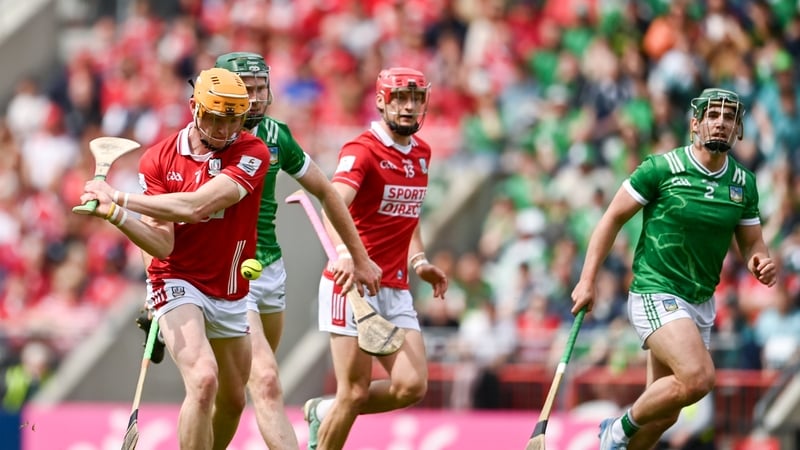 Cork edge out 14-man Limerick in dramatic tussle