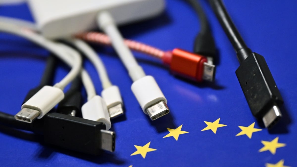 Common laptop charger rule comes into force in EU