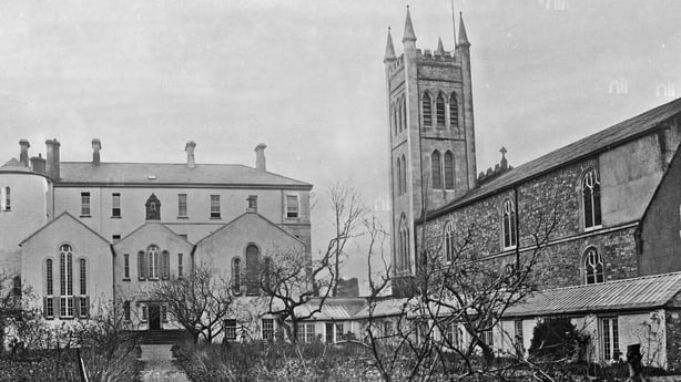 Presentation Convent Portlaoise 1900 - 1939 EASON 