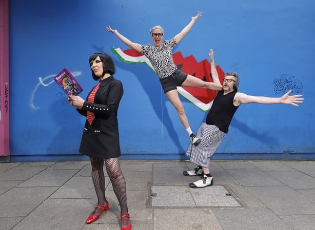 Tumble Circus Performers