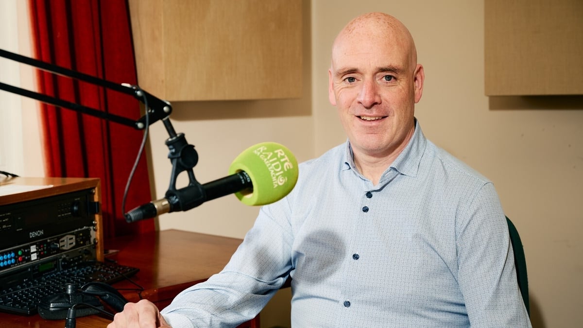Aodh Máirtín Ó Fearraigh ó Sheomra na Nuachta.
