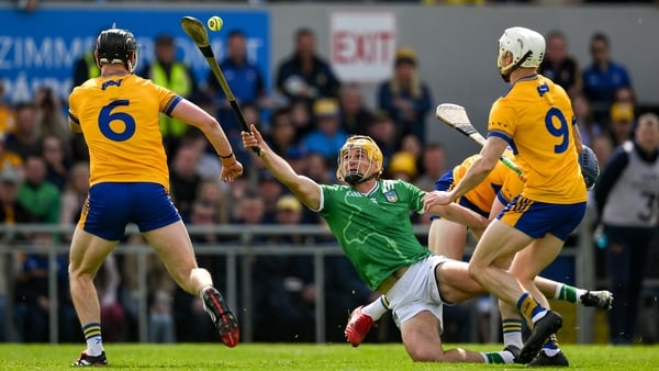 3 May 2026; Cathal O’Neill of Limerick attemps to keep possession under pressure during the Munster GAA Senior Hurling Championship Round 3 match between Clare and Limerick at Zimmer Biomet Páirc Chíosóg in Ennis, Clare. Photo by Brendan Moran/Sportsfile