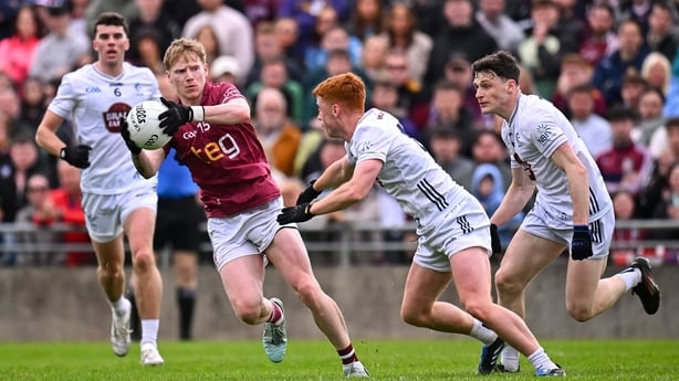 3 May 2026; Brandon Kelly of Westmeath in action against Harry O'Neill of Kildare during the Leinster GAA Football Senior Championship semi-final match between Kildare and Westmeath at Glenisk O'Connor Park in Tullamore, Offaly. Photo by Piaras Ó Mídheach/Sportsfile