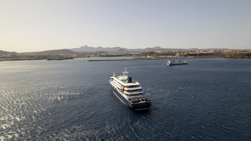 Dutch to repatriate two ill passengers from cruise ship