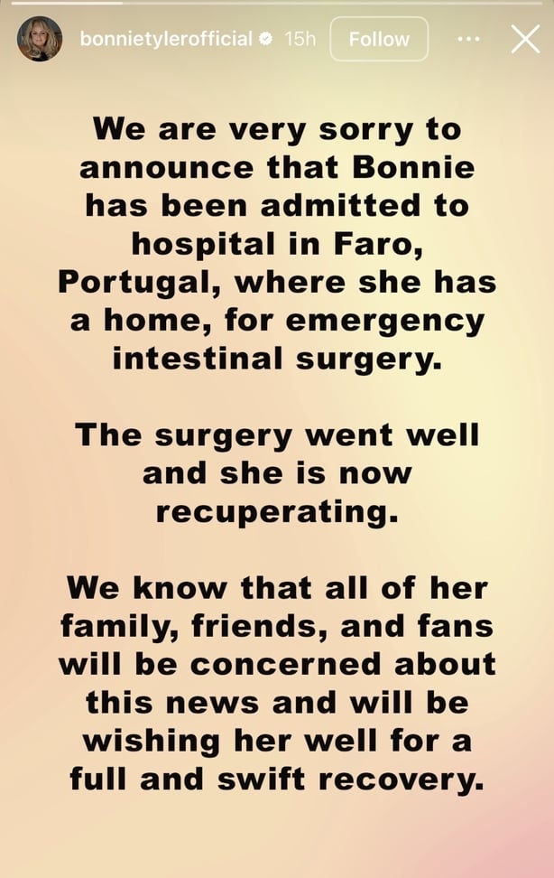 Famous singer rushed to hopsital