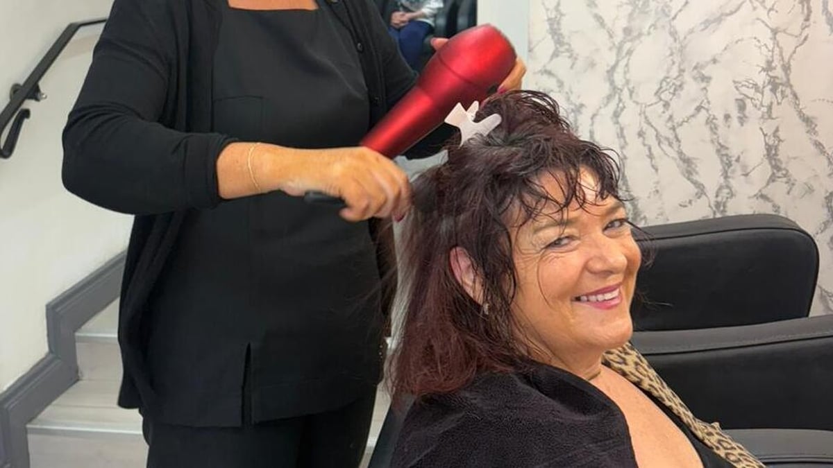 Ireland's most affordable blowdry with Brenda Donohue
