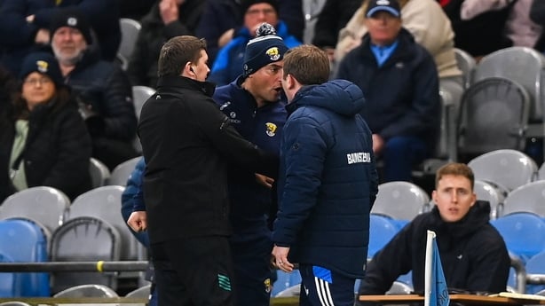 21 February 2026; Wexford manager Keith Rossiter, left, and Dublin manager Niall Ó Ceallacháin exchange views during the Allianz Hurling League Division 1B match between Dublin and Wexford at Croke Park in Dublin. Photo by Stephen McCarthy/Sportsfile