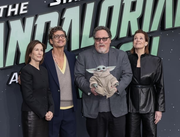 Cast of new Star Wars movie on red carpet