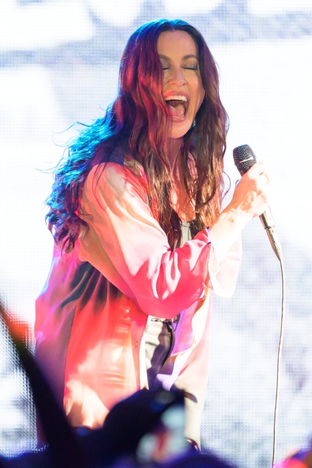 Alanis Morissette on stage