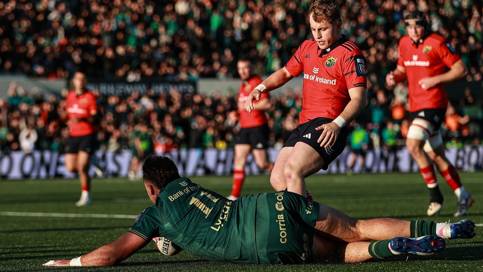 Connacht's Bonus-Point Win Over Munster Ignites URC Play-Off Race — image 3