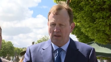 Minister will not make any announcement yet about a repatriation payment for Ukrainians.
