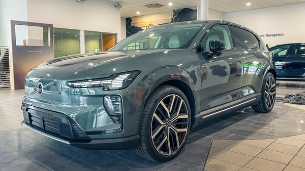 Volvo EX60