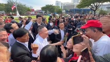 Thaksin Shinawatra met by supporters upon release from prison