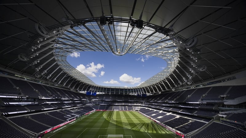 Premier League: Tottenham v Leeds latest score