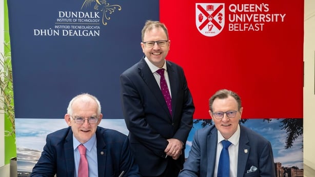 Dr. Diarmuid O'Callaghan, President, Dundalk Institute of Technology; Minister for Further and Higher Education, Research, Innovation and Science, James Lawless T.D. and Professor Sir Ian Greer, President and Vice-Chancellor, Queen's University Belfast