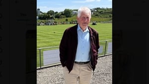 Seán Ó Muimhneacháin show image