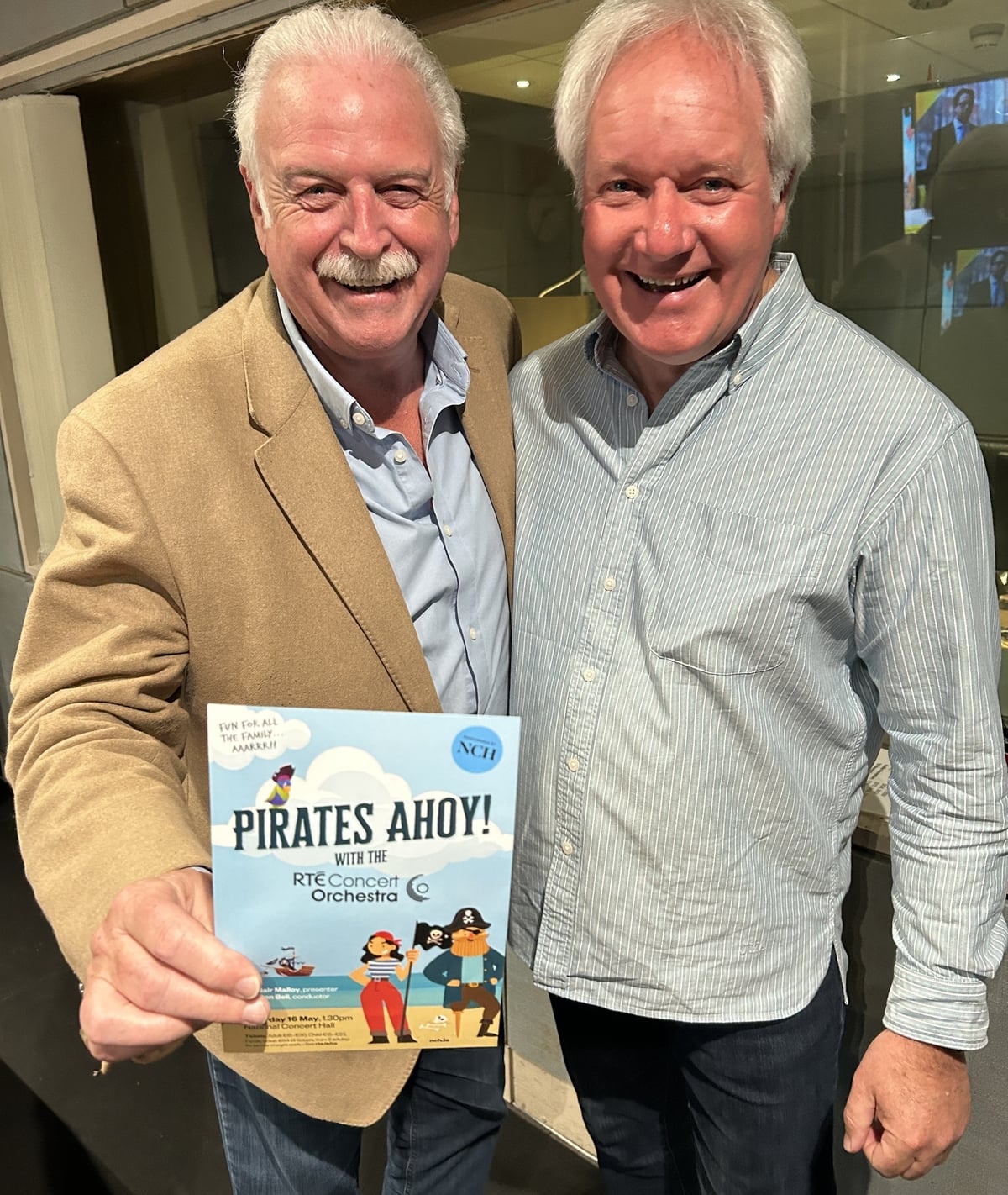 Marty is joined by presenter, percussionist and occasional pirate, Alasdiar Molloy