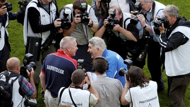 Páidí Ó Sé and Mick O'Dwyer shake hands after Westmeath's victory over Laois in 2004