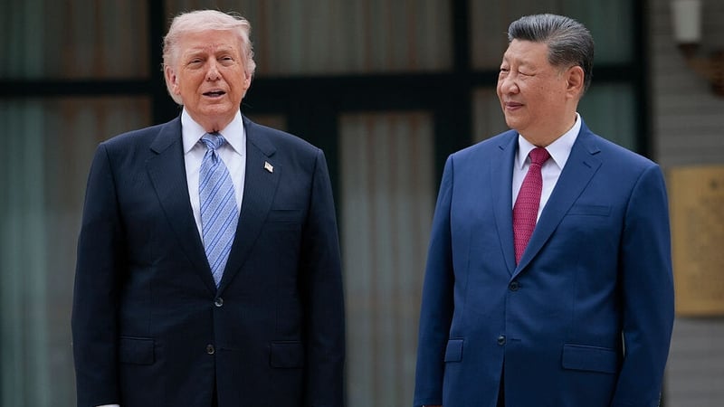 Trump ag leagan béime ar shású riachtanais Mheiriceá; Xi ag bagairt faoi Taiwan