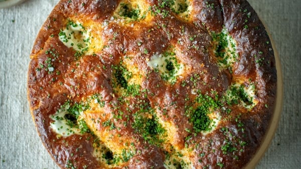 Baked potato bread with sour cream and chive