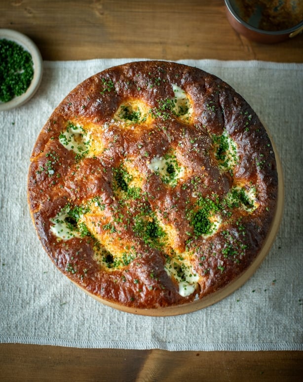 Baked potato bread with sour cream and chive