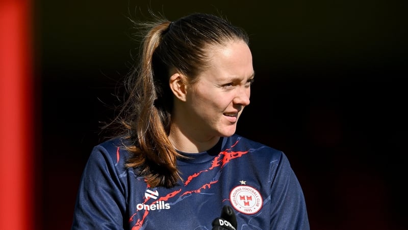 14 March 2026; Shelbourne goalkeeper Mya Sanchez warms up before the SSE Airtricity Women's Premier Division match between Shelbourne and Treaty United at Tolka Park in Dublin. Photo by Paul Phelan/Sportsfile