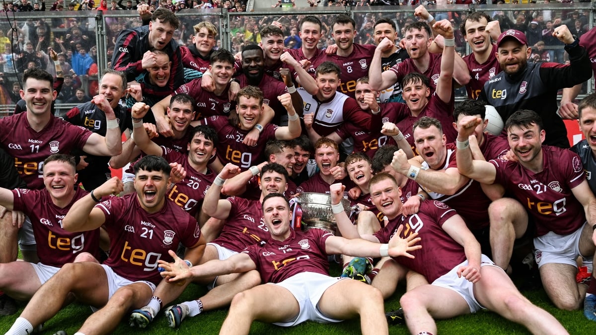 Westmeath celebrate Leinster Football Final win