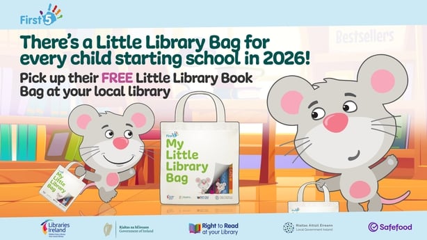 Little Libary Poster English with mice characters in a library