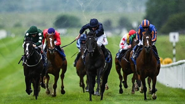Racing from The Curragh