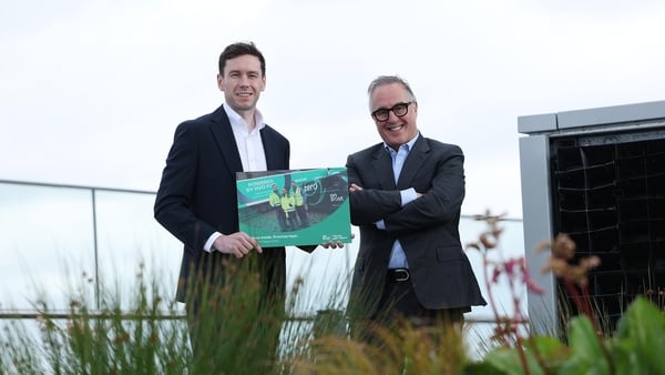 MAXWELLS NO REPO FEE.. 19.05.26 Pictured at the launch of An Post’s 2025 Sustainability Report at the EXO Building in Dublin’s North Wall Quay are: (L-R) Chief Sustainability Officer, Owen Keogh and An Post CEO David McRedmond . The Report outlines signif