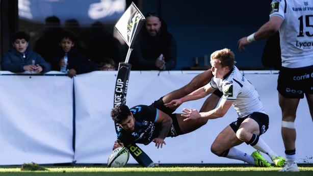 11 January 2026; Donovan Taofifenua of Montpellier Hérault Rugby scores a try, which is ruled out following the efforts of Ben Murphy of Connacht during the EPCR Challenge Cup match between Montpellier Herault Rugby and Connacht at GGL Stadium in Montpellier, France. Photo by Alexandre Dimou/Sportsf