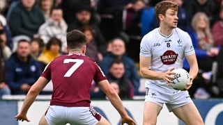 23 May 2026; Kevin Feely of Kildare in action against Sean Kelly of Galway during the GAA Football All-Ireland Senior Championship Round 1 match between Galway and Kildare at Pearse Stadium in Galway. Photo by Piaras Ó Mídheach/Sportsfile
