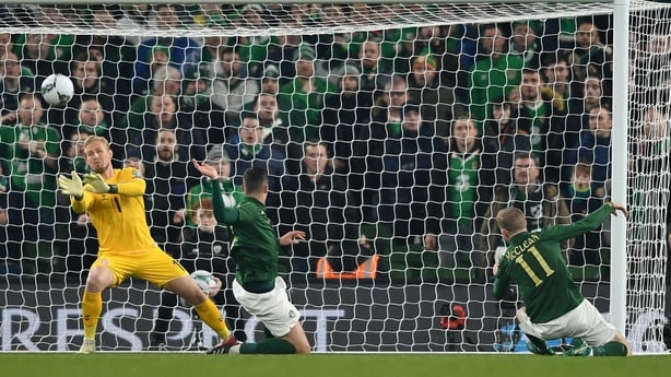18 November 2019; Kasper Schmeichel of Denmark saves a shot on goal by James McClean of Republic of Ireland during the UEFA EURO2020 Qualifier match between Republic of Ireland and Denmark at the Aviva Stadium in Dublin. Photo by Eóin Noonan/Sportsfile