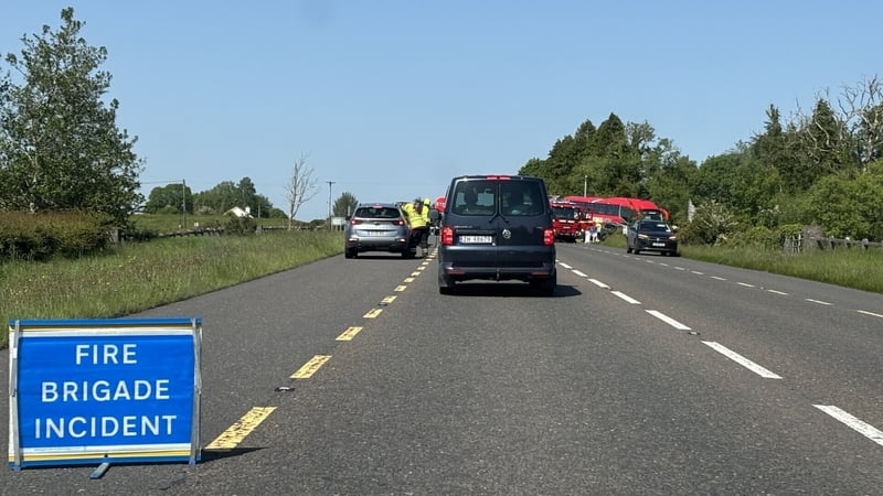 Láthair na timpiste i gCo Mhaigh Eo