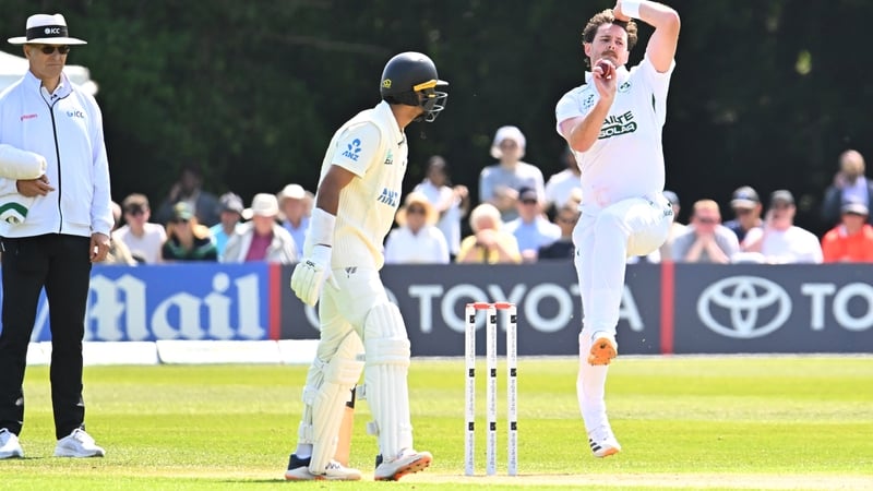 New Zealand take control after strong Ireland start