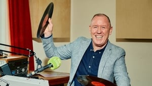 Dónal Mac Ruairí show image