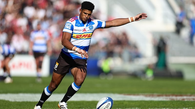 Stormers' South African fly-half Sacha Feinberg-Mngomezulu kicks the ball to convert a try during the European Rugby Champions Cup round of 16 rugby union match, between the Rugby Club Toulonnais (RCT) and the Stormers (Western Province) at the Stade Mayo