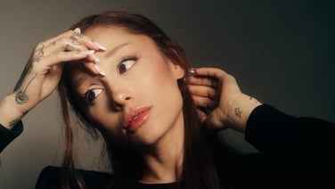 Ariana Grande unveils hate that i made you love me