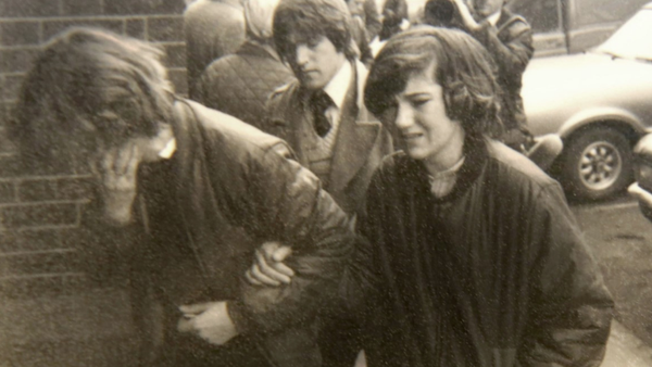 Carole Barrett and her mother arriving at the Dublin City morgue on the morning after the Stardust fire (Eamon O'Dwyer)